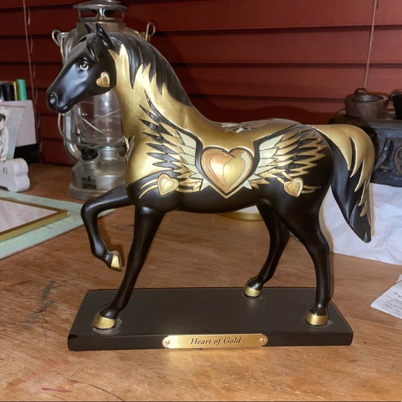 Trail of painted ponies figurines BUNDLE - Picture 5 of 9